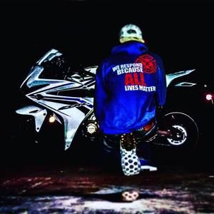 Meet your Posher, Logan